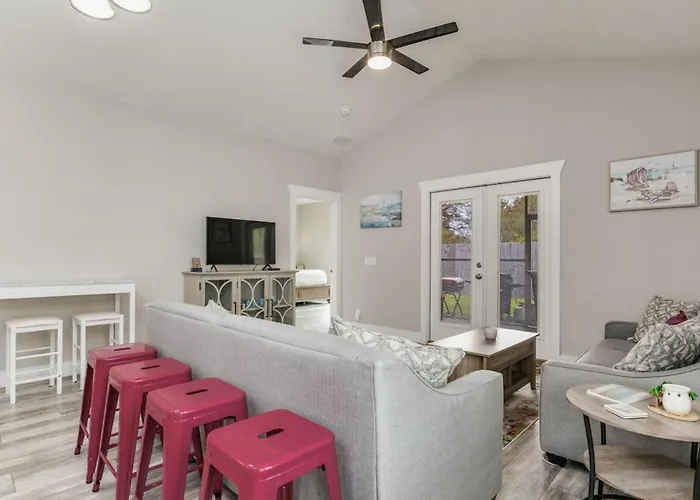 Holiday home Sea Glass Paradise Pet-friendly 5 Mins From Pensacola