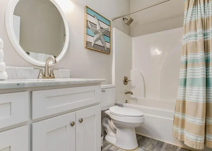 Sea Glass Paradise Pet-friendly 5 Mins From Holiday home